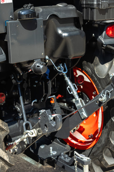 Kioti CK4030CH - 39.6 ZS kompakttraktors ar kabīni, 4×4 (Akcija)