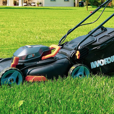Worx stumjamais zāles pļāvējs ar akumulatoru 40cm 40V 2x4Ah WG743E