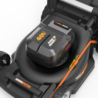 Worx  bezsuku stumjamais zāles pļāvējs ar akumulatoru 46cm 40V 2x4Ah WG743E