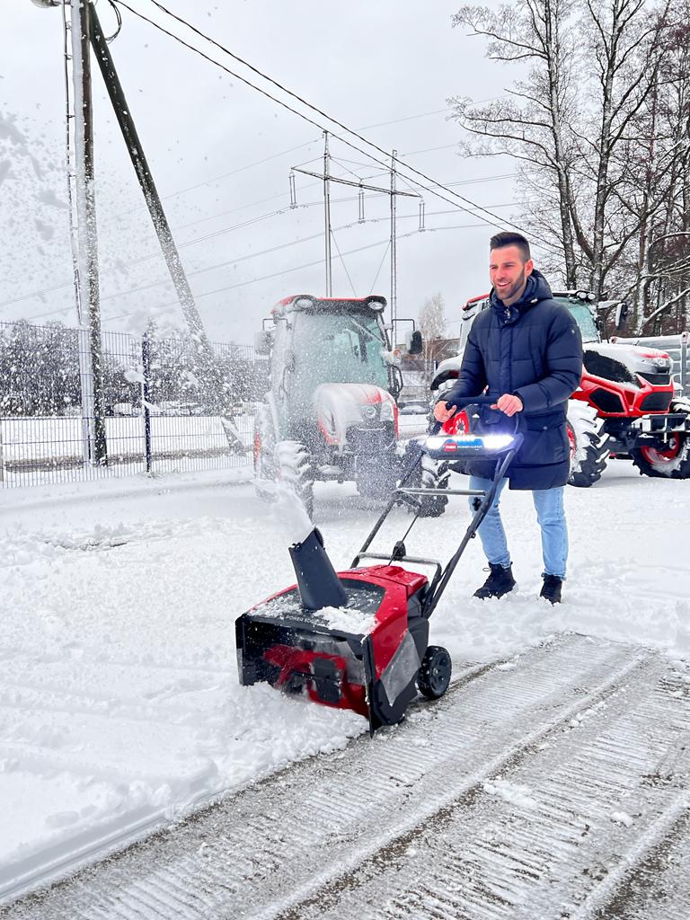 Akumulatora elektriskais sniega pūtējs (53 cm) 60V MAX*, 31853T